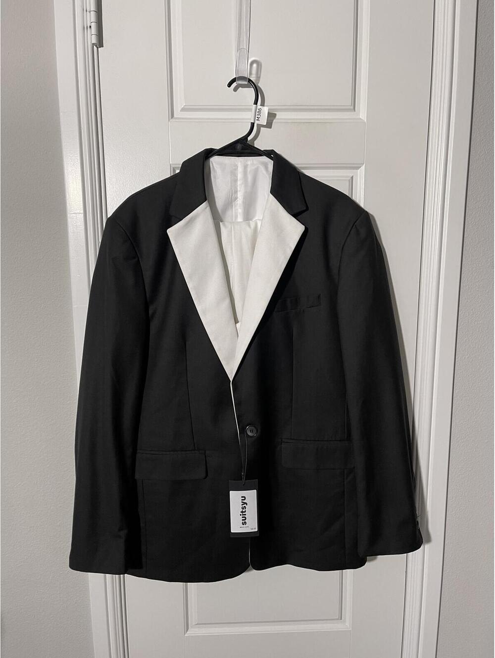 Suits for Men Size LG Black and White 3 Pieces Prom Suit M386